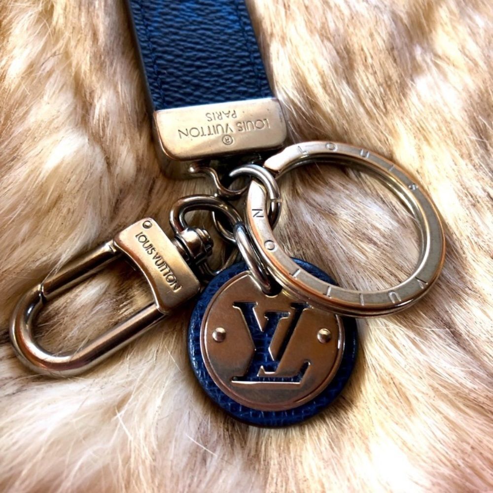 Louis Vuitton Neo Club Charm KeyChain with box impeccable condition - Picture 5 of 8